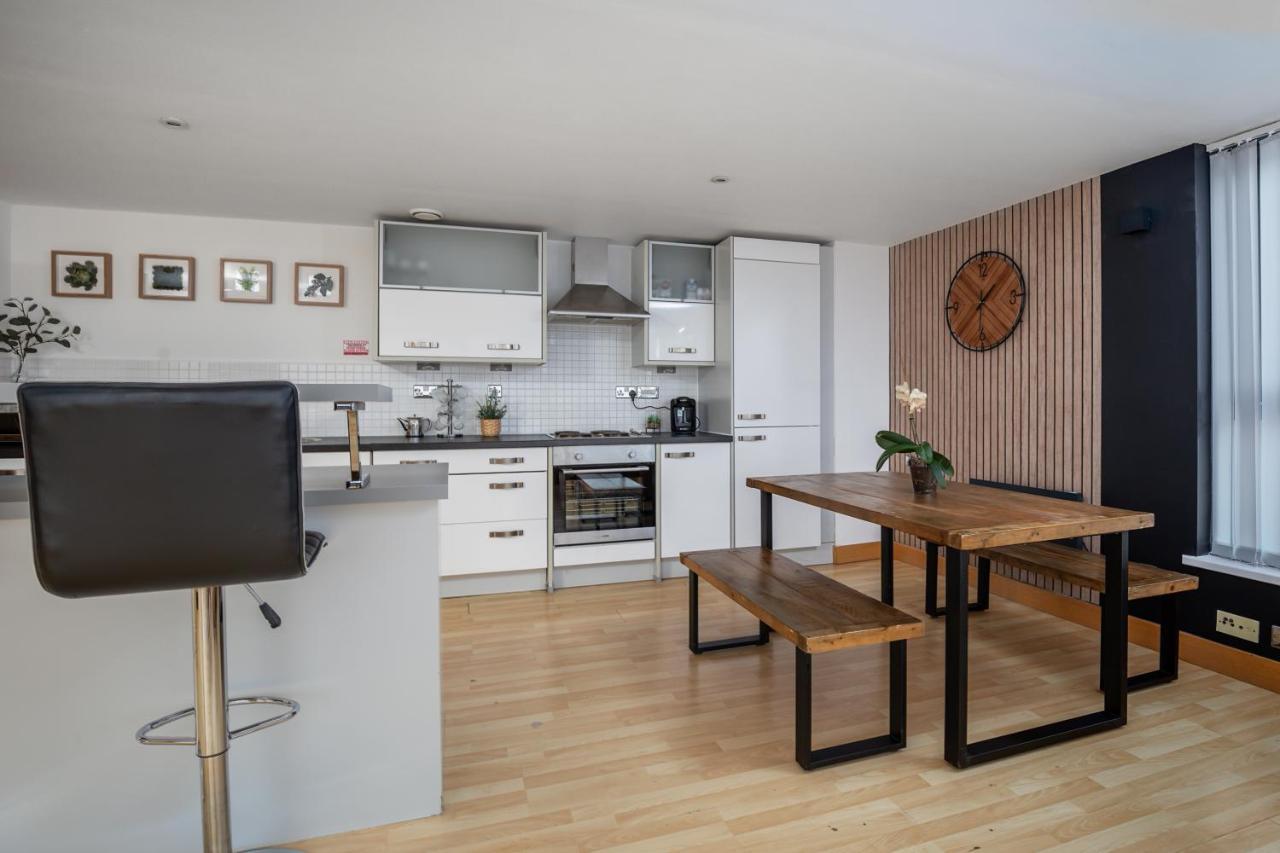 Leeds Most Stunning Penthouse! - Sleeps 8 Apartment Exterior photo